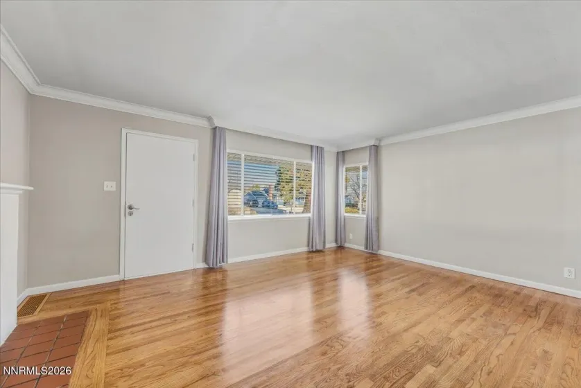 320 Plumb, Reno, Nevada 89509, 4 Bedrooms Bedrooms, ,2 BathroomsBathrooms,Residential,Residential,Plumb,260000680