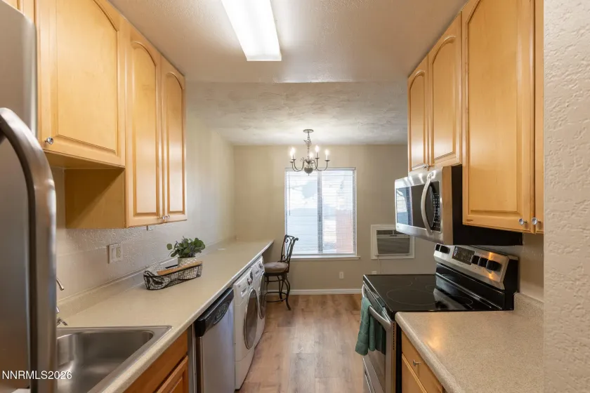 4602 Neil, Reno, Nevada 89502, 1 Bedroom Bedrooms, ,1 BathroomBathrooms,Residential,Residential,Neil,260000686