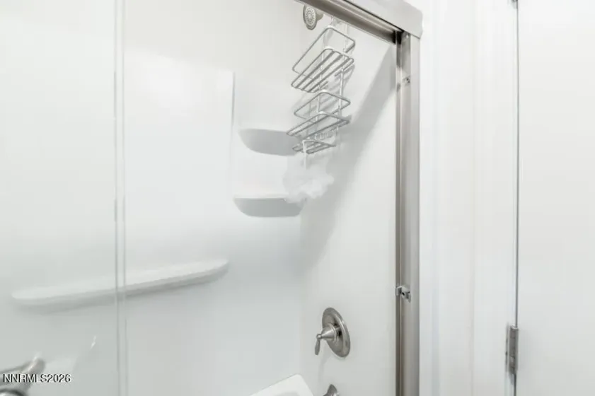 979 Damon, Sparks, Nevada 89431, 2 Bedrooms Bedrooms, ,2 BathroomsBathrooms,Residential,Residential,Damon,260000688