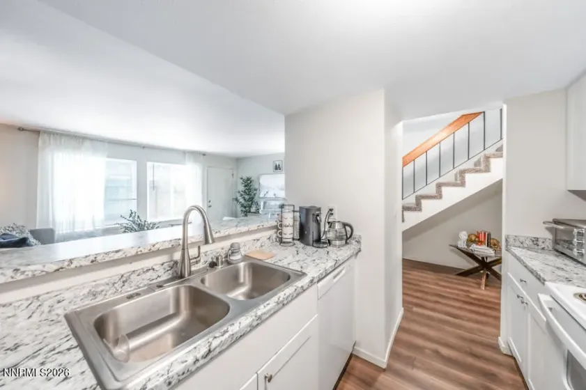 979 Damon, Sparks, Nevada 89431, 2 Bedrooms Bedrooms, ,2 BathroomsBathrooms,Residential,Residential,Damon,260000688