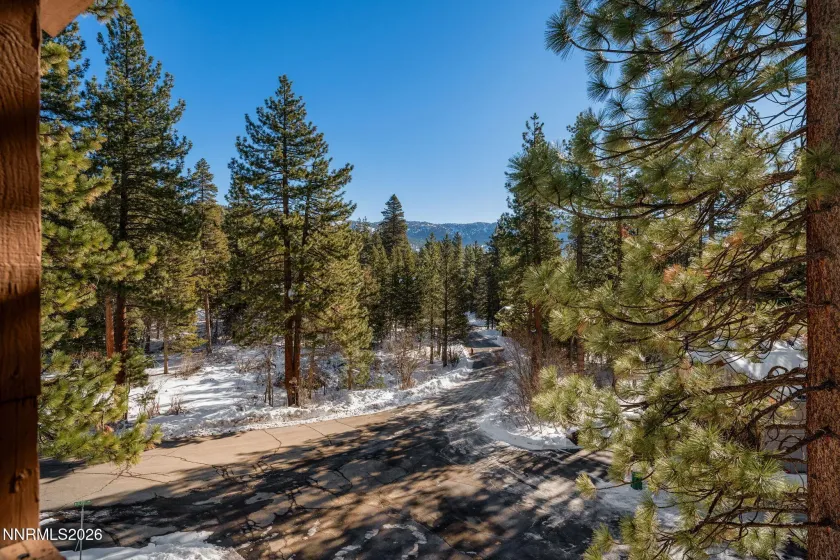 699 Hogan, Incline Village, Nevada 89451, 3 Bedrooms Bedrooms, ,3 BathroomsBathrooms,Residential,Residential,Hogan,260000695