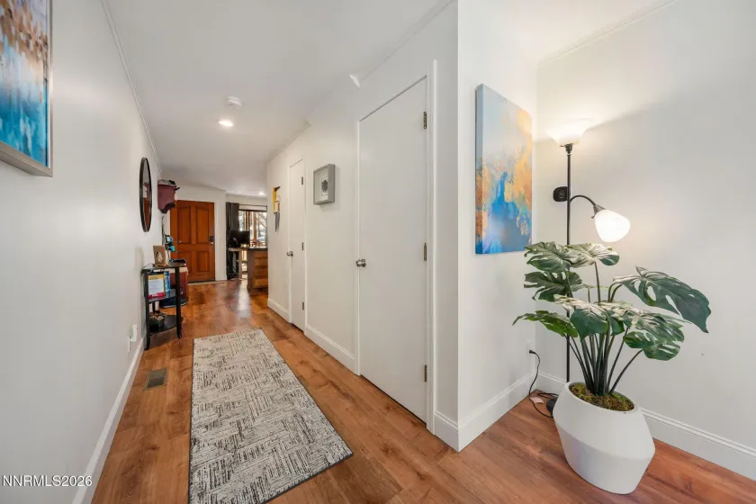 699 Hogan, Incline Village, Nevada 89451, 3 Bedrooms Bedrooms, ,3 BathroomsBathrooms,Residential,Residential,Hogan,260000695