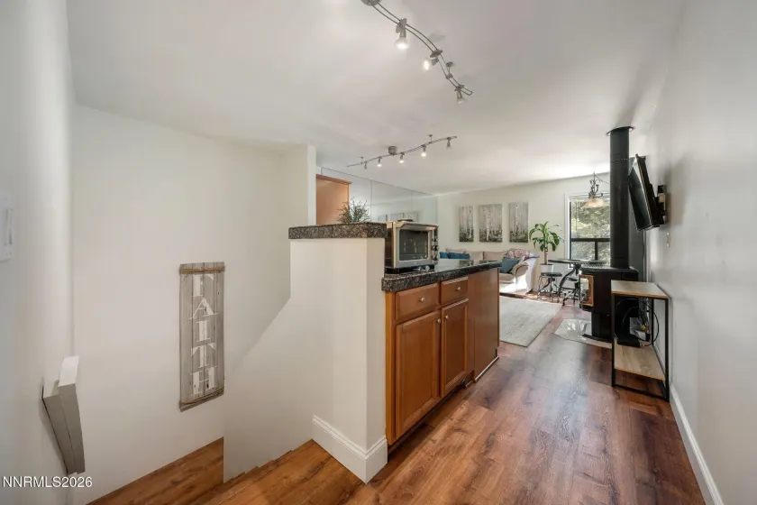 699 Hogan, Incline Village, Nevada 89451, 3 Bedrooms Bedrooms, ,3 BathroomsBathrooms,Residential,Residential,Hogan,260000695