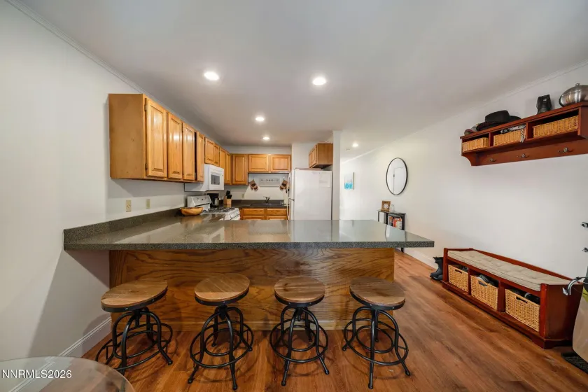 699 Hogan, Incline Village, Nevada 89451, 3 Bedrooms Bedrooms, ,3 BathroomsBathrooms,Residential,Residential,Hogan,260000695