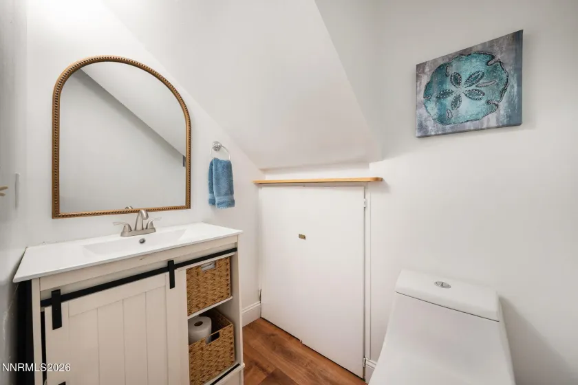 699 Hogan, Incline Village, Nevada 89451, 3 Bedrooms Bedrooms, ,3 BathroomsBathrooms,Residential,Residential,Hogan,260000695