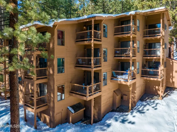 699 Hogan, Incline Village, Nevada 89451, 3 Bedrooms Bedrooms, ,3 BathroomsBathrooms,Residential,Residential,Hogan,260000695