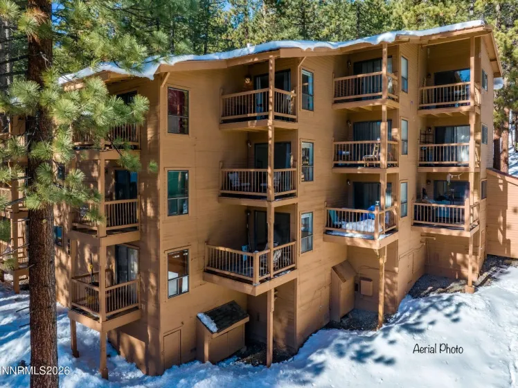 699 Hogan, Incline Village, Nevada 89451, 3 Bedrooms Bedrooms, ,3 BathroomsBathrooms,Residential,Residential,Hogan,260000695
