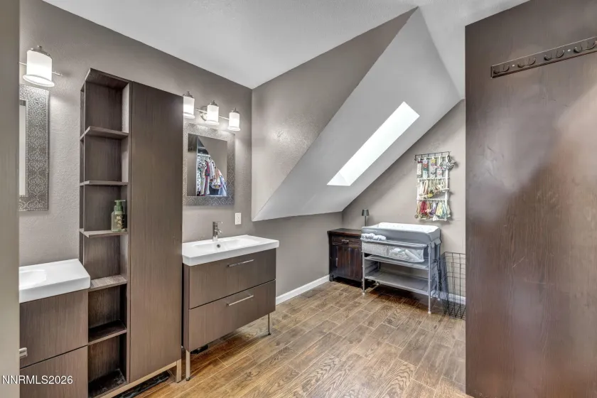 1564 Truckee, Carson City, Nevada 89701, 3 Bedrooms Bedrooms, ,3 BathroomsBathrooms,Residential,Residential,Truckee,260000704