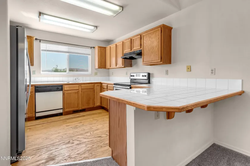 6690 Dorchester, Sparks, Nevada 89436, 3 Bedrooms Bedrooms, ,2 BathroomsBathrooms,Residential,Residential,Dorchester,250006343