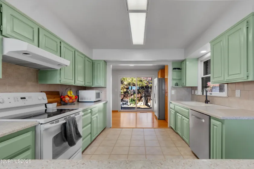 250 National, Winnemucca, Nevada 89445, 5 Bedrooms Bedrooms, ,3 BathroomsBathrooms,Residential,Residential,National,260000708