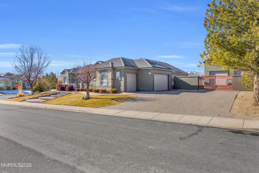 8051 Caceres, Sparks, Nevada 89436, 4 Bedrooms Bedrooms, ,3 BathroomsBathrooms,Residential,Residential,Caceres,260000709