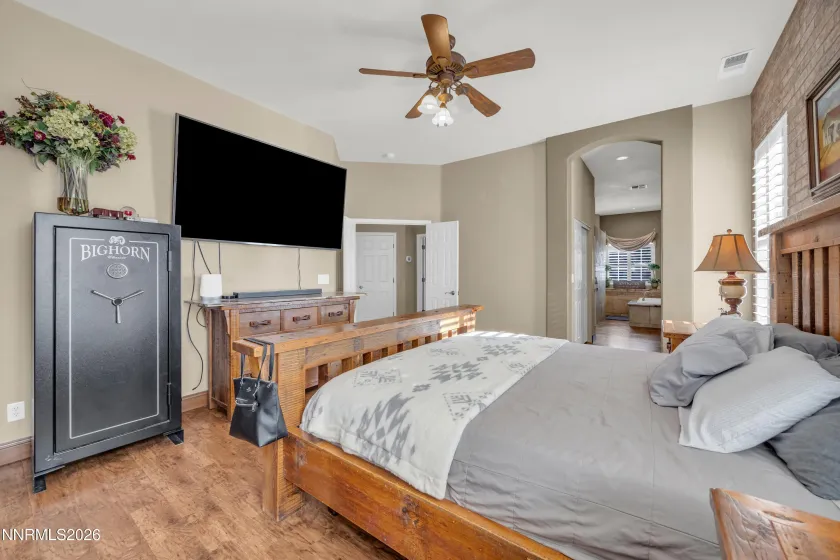 8051 Caceres, Sparks, Nevada 89436, 4 Bedrooms Bedrooms, ,3 BathroomsBathrooms,Residential,Residential,Caceres,260000709