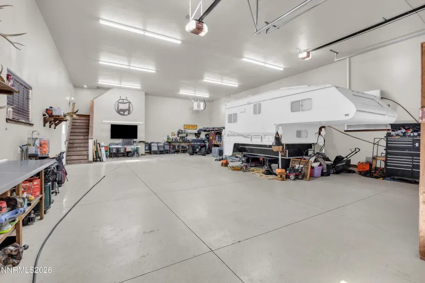 8051 Caceres, Sparks, Nevada 89436, 4 Bedrooms Bedrooms, ,3 BathroomsBathrooms,Residential,Residential,Caceres,260000709