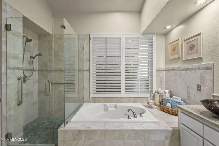 6174 Squires, Reno, Nevada 89519, 3 Bedrooms Bedrooms, ,3 BathroomsBathrooms,Residential,Residential,Squires,260000712