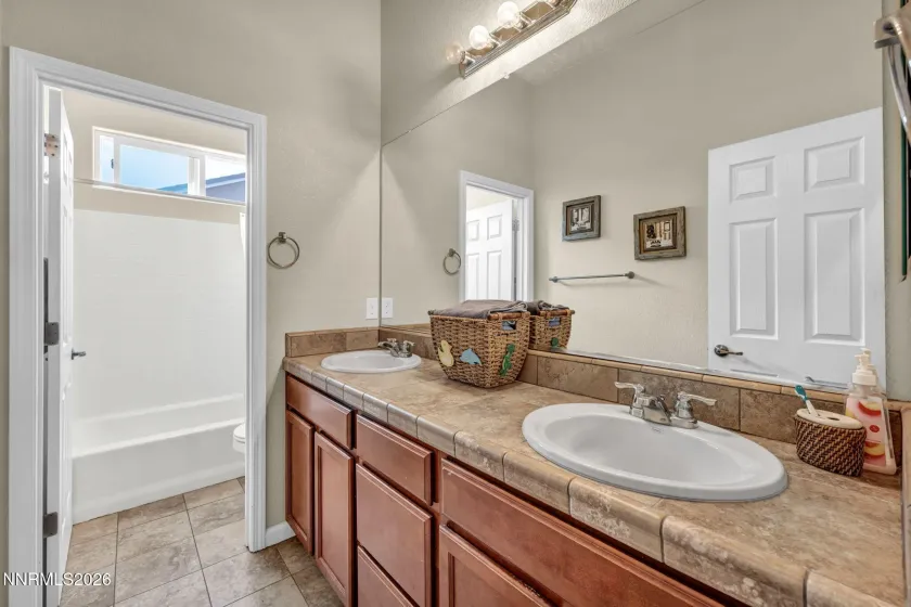 357 Bayhill, Dayton, Nevada 89403, 4 Bedrooms Bedrooms, ,3 BathroomsBathrooms,Residential,Residential,Bayhill,260000714