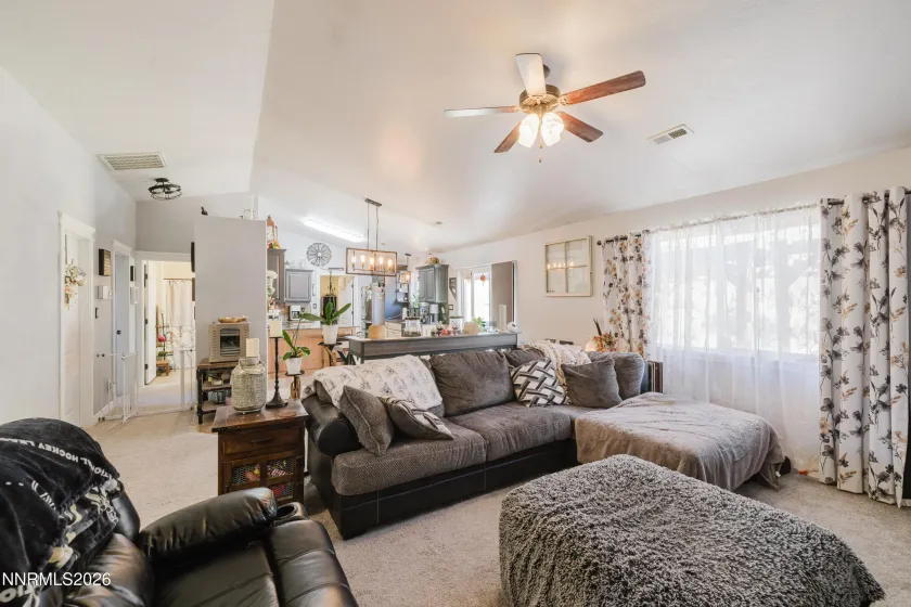 1151 Amber, Elko, Nevada 89801, 3 Bedrooms Bedrooms, ,2 BathroomsBathrooms,Residential,Residential,Amber,260000718