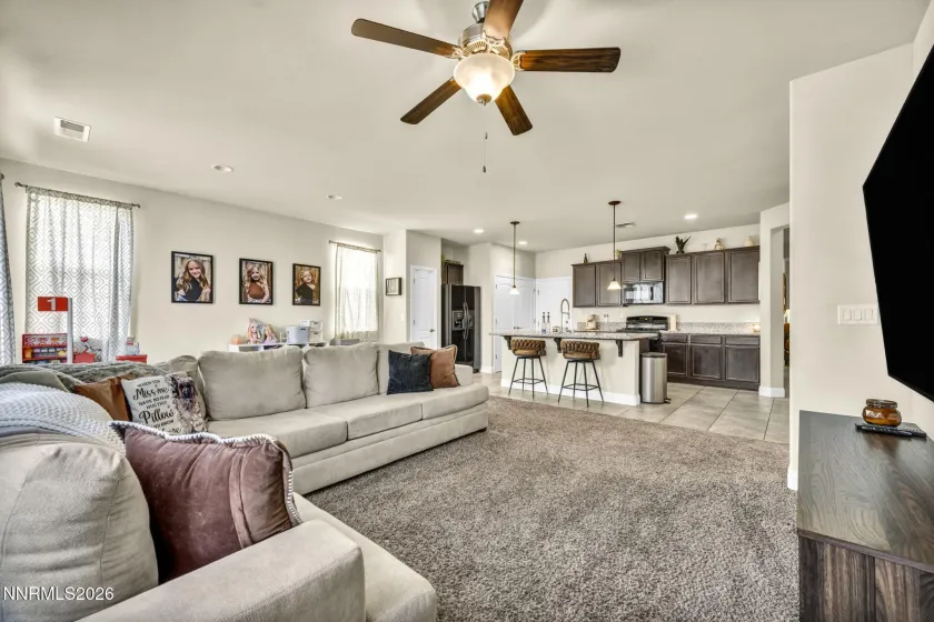 7058 Cinder Village, Sparks, Nevada 89436, 3 Bedrooms Bedrooms, ,2 BathroomsBathrooms,Residential,Residential,Cinder Village,260000719