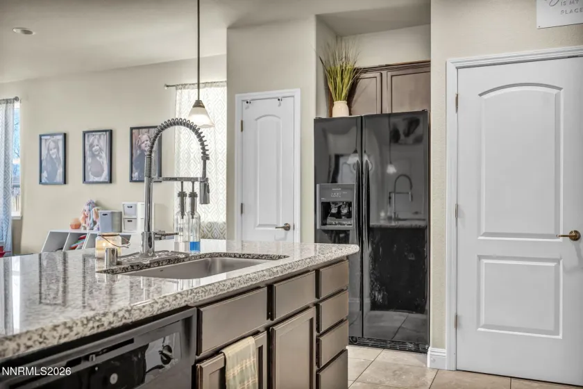 7058 Cinder Village, Sparks, Nevada 89436, 3 Bedrooms Bedrooms, ,2 BathroomsBathrooms,Residential,Residential,Cinder Village,260000719