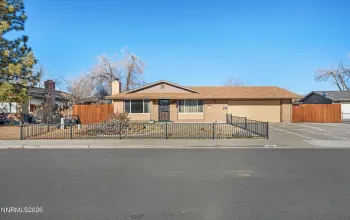 240 Gault, Sparks, Nevada 89431, 3 Bedrooms Bedrooms, ,2 BathroomsBathrooms,Residential,Residential,Gault,260000721