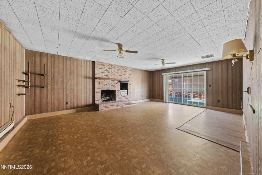 240 Gault, Sparks, Nevada 89431, 3 Bedrooms Bedrooms, ,2 BathroomsBathrooms,Residential,Residential,Gault,260000721