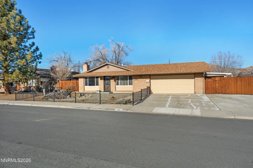 240 Gault, Sparks, Nevada 89431, 3 Bedrooms Bedrooms, ,2 BathroomsBathrooms,Residential,Residential,Gault,260000721