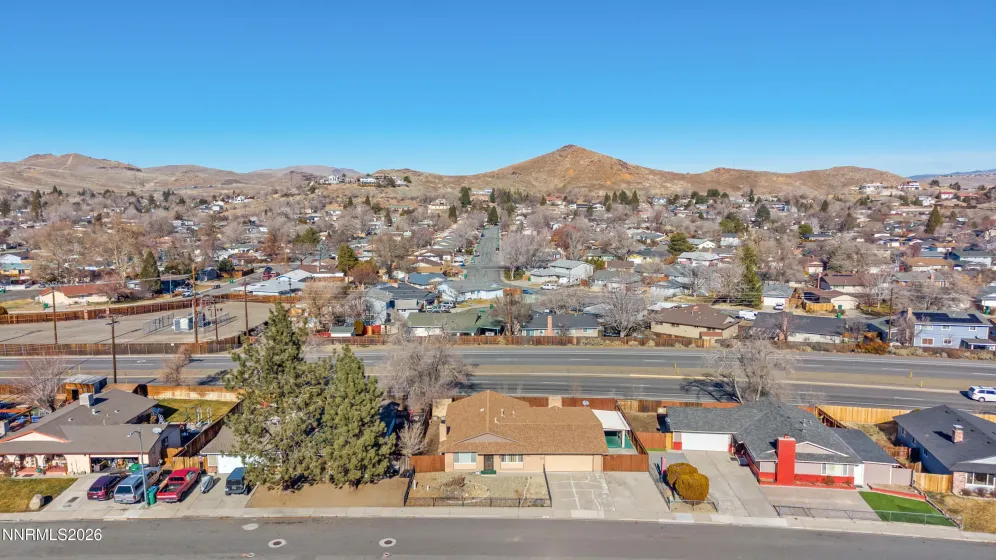 240 Gault, Sparks, Nevada 89431, 3 Bedrooms Bedrooms, ,2 BathroomsBathrooms,Residential,Residential,Gault,260000721