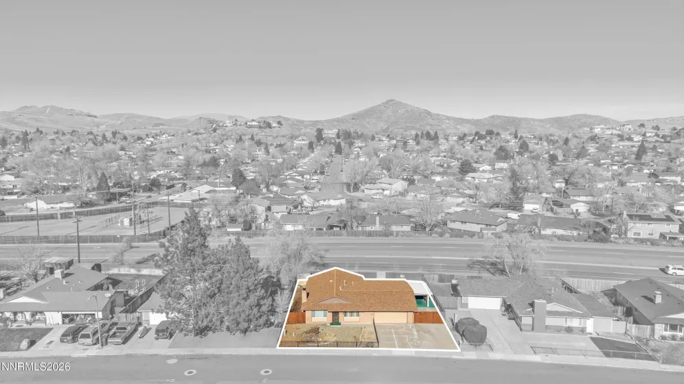 240 Gault, Sparks, Nevada 89431, 3 Bedrooms Bedrooms, ,2 BathroomsBathrooms,Residential,Residential,Gault,260000721