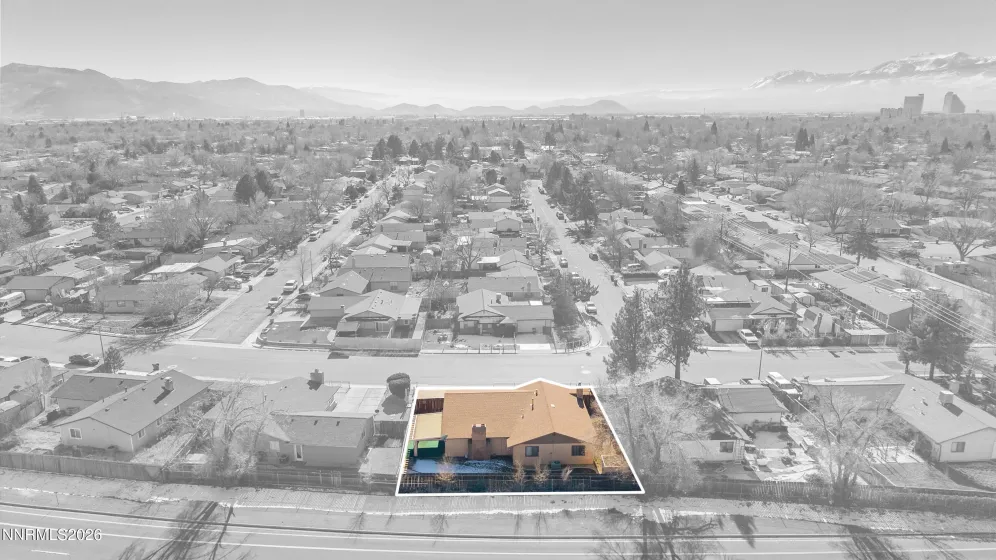 240 Gault, Sparks, Nevada 89431, 3 Bedrooms Bedrooms, ,2 BathroomsBathrooms,Residential,Residential,Gault,260000721