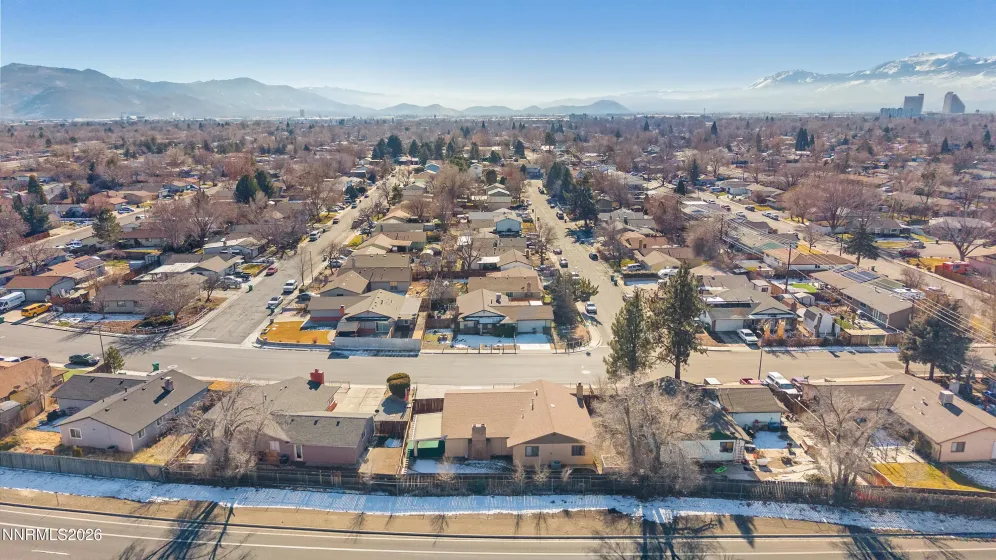 240 Gault, Sparks, Nevada 89431, 3 Bedrooms Bedrooms, ,2 BathroomsBathrooms,Residential,Residential,Gault,260000721