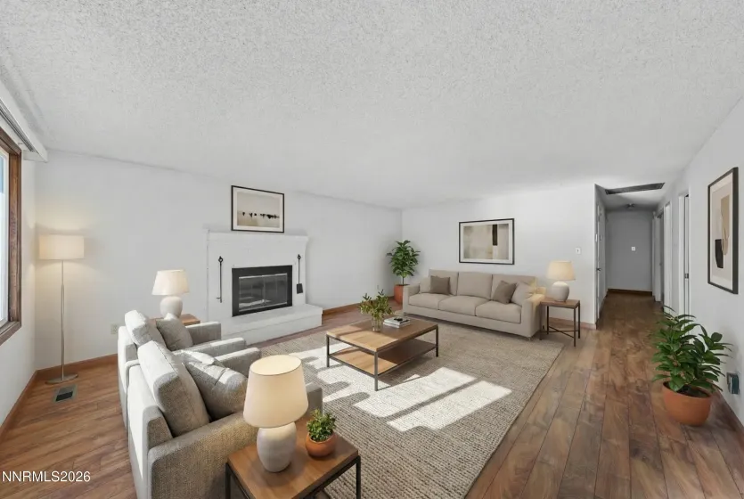 240 Gault, Sparks, Nevada 89431, 3 Bedrooms Bedrooms, ,2 BathroomsBathrooms,Residential,Residential,Gault,260000721