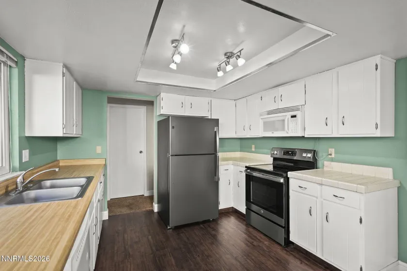 1206 Freddie, Reno, Nevada 89503, 3 Bedrooms Bedrooms, ,3 BathroomsBathrooms,Residential,Residential,Freddie,260000720