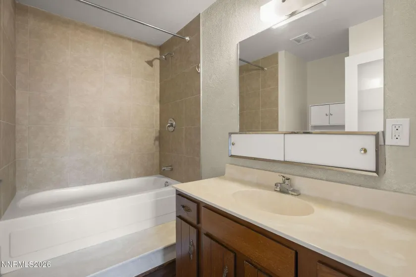 1206 Freddie, Reno, Nevada 89503, 3 Bedrooms Bedrooms, ,3 BathroomsBathrooms,Residential,Residential,Freddie,260000720