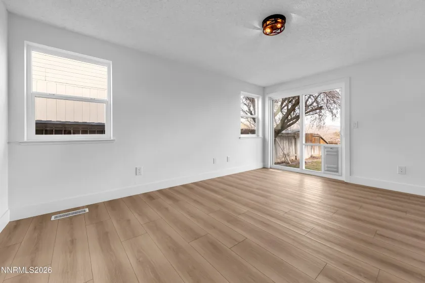 6810 Sunkist, Sparks, Nevada 89436, 2 Bedrooms Bedrooms, ,2 BathroomsBathrooms,Residential,Residential,Sunkist,260000723