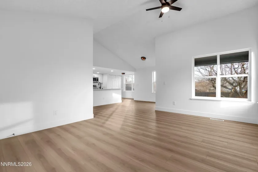 6810 Sunkist, Sparks, Nevada 89436, 2 Bedrooms Bedrooms, ,2 BathroomsBathrooms,Residential,Residential,Sunkist,260000723