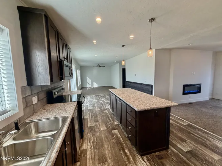 7610 Sylvia Ridge, Winnemucca, Nevada 89445, 3 Bedrooms Bedrooms, ,2 BathroomsBathrooms,Residential,Residential,Sylvia Ridge,260000726