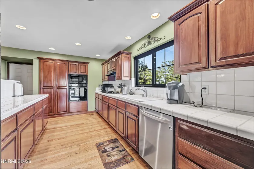 3850 Piccadilly, Reno, Nevada 89509, 3 Bedrooms Bedrooms, ,2 BathroomsBathrooms,Residential,Residential,Piccadilly,260000728