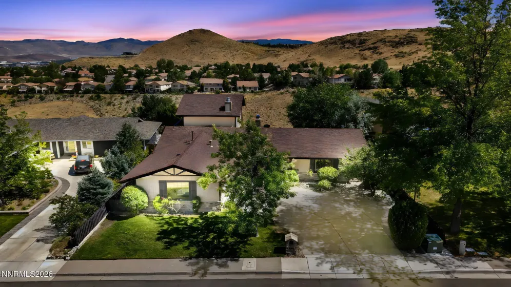 3850 Piccadilly, Reno, Nevada 89509, 3 Bedrooms Bedrooms, ,2 BathroomsBathrooms,Residential,Residential,Piccadilly,260000728