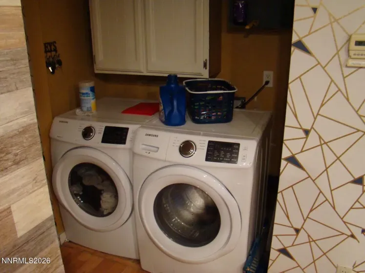 1695 Severn, Reno, Nevada 89503, 3 Bedrooms Bedrooms, ,1 BathroomBathrooms,Residential,Residential,Severn,260000729