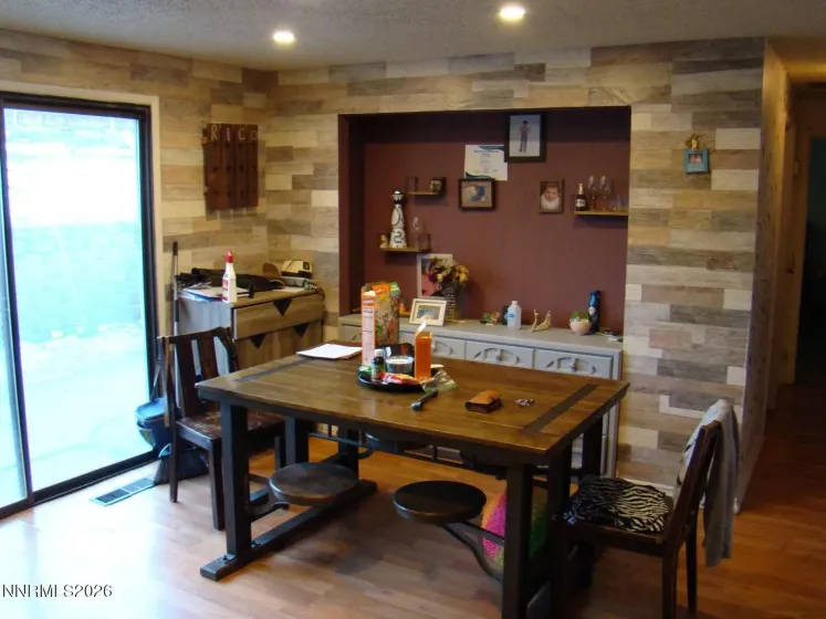 1695 Severn, Reno, Nevada 89503, 3 Bedrooms Bedrooms, ,1 BathroomBathrooms,Residential,Residential,Severn,260000729