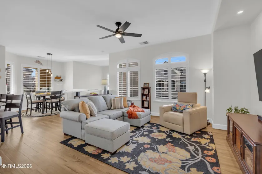 9900 Wilbur May, Reno, Nevada 89521, 2 Bedrooms Bedrooms, ,2 BathroomsBathrooms,Residential,Residential,Wilbur May,260000734