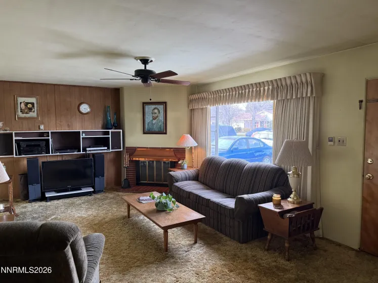 870 Capitol Hill, Reno, Nevada 89502, 3 Bedrooms Bedrooms, ,1 BathroomBathrooms,Residential,Residential,Capitol Hill,260000735