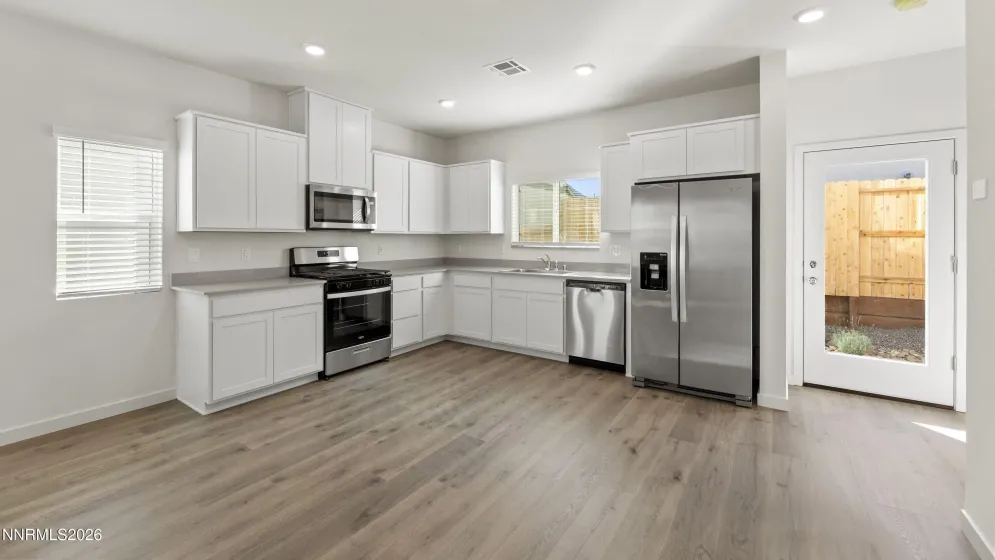 8431 Redwood Dawn, Reno, Nevada 89506, 3 Bedrooms Bedrooms, ,3 BathroomsBathrooms,Residential,Residential,Redwood Dawn,260000745