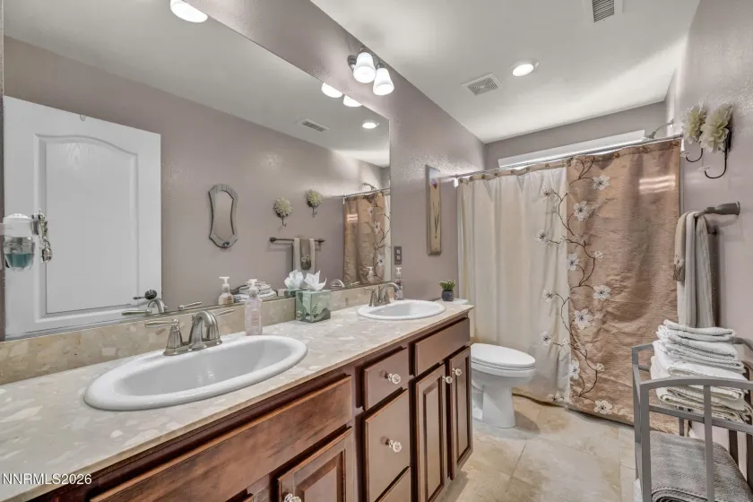 3760 Zoroaster, Sparks, Nevada 89436, 4 Bedrooms Bedrooms, ,3 BathroomsBathrooms,Residential,Residential,Zoroaster,260000750