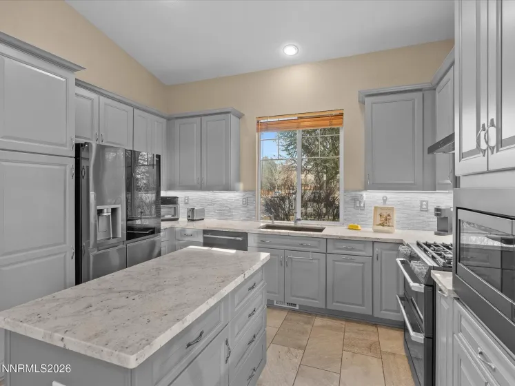 7425 Ash Peak, Sparks, Nevada 89436, 3 Bedrooms Bedrooms, ,2 BathroomsBathrooms,Residential,Residential,Ash Peak,260000751