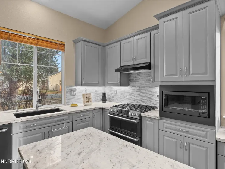 7425 Ash Peak, Sparks, Nevada 89436, 3 Bedrooms Bedrooms, ,2 BathroomsBathrooms,Residential,Residential,Ash Peak,260000751