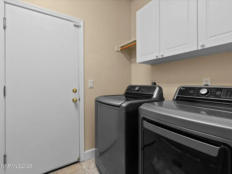 7425 Ash Peak, Sparks, Nevada 89436, 3 Bedrooms Bedrooms, ,2 BathroomsBathrooms,Residential,Residential,Ash Peak,260000751