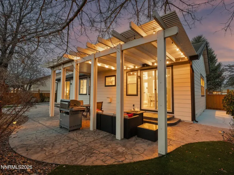 7425 Ash Peak, Sparks, Nevada 89436, 3 Bedrooms Bedrooms, ,2 BathroomsBathrooms,Residential,Residential,Ash Peak,260000751