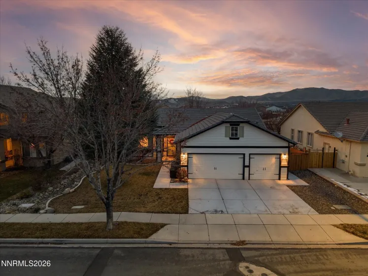 7425 Ash Peak, Sparks, Nevada 89436, 3 Bedrooms Bedrooms, ,2 BathroomsBathrooms,Residential,Residential,Ash Peak,260000751