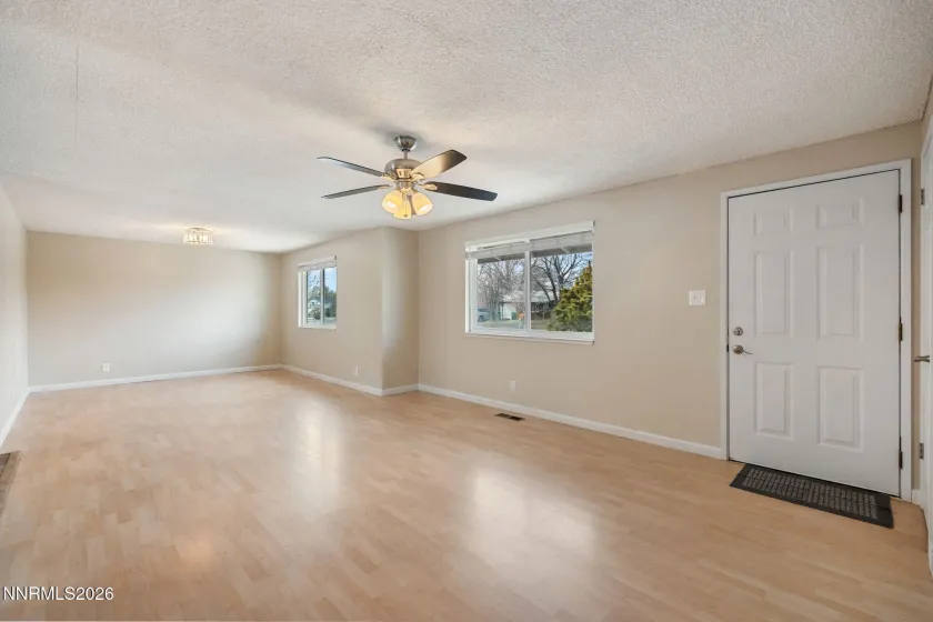 9100 Reservoir, Reno, Nevada 89506, 3 Bedrooms Bedrooms, ,1 BathroomBathrooms,Residential,Residential,Reservoir,260000753