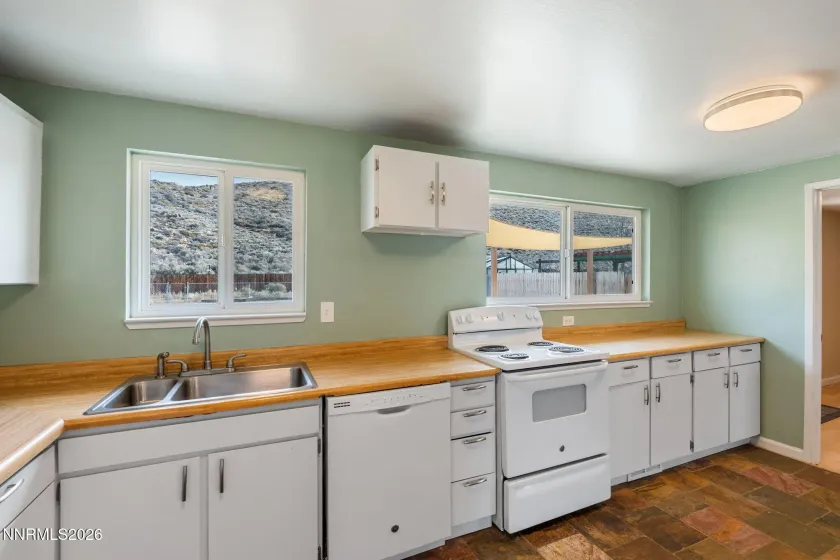 9100 Reservoir, Reno, Nevada 89506, 3 Bedrooms Bedrooms, ,1 BathroomBathrooms,Residential,Residential,Reservoir,260000753